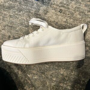 Keds Women's Skyler Lace Up Sneaker